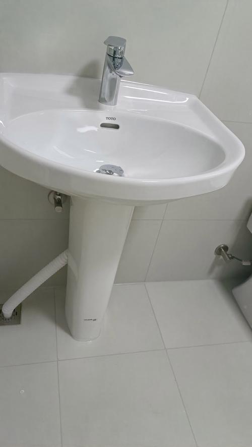 今天来给客户安装toto卫浴洁具